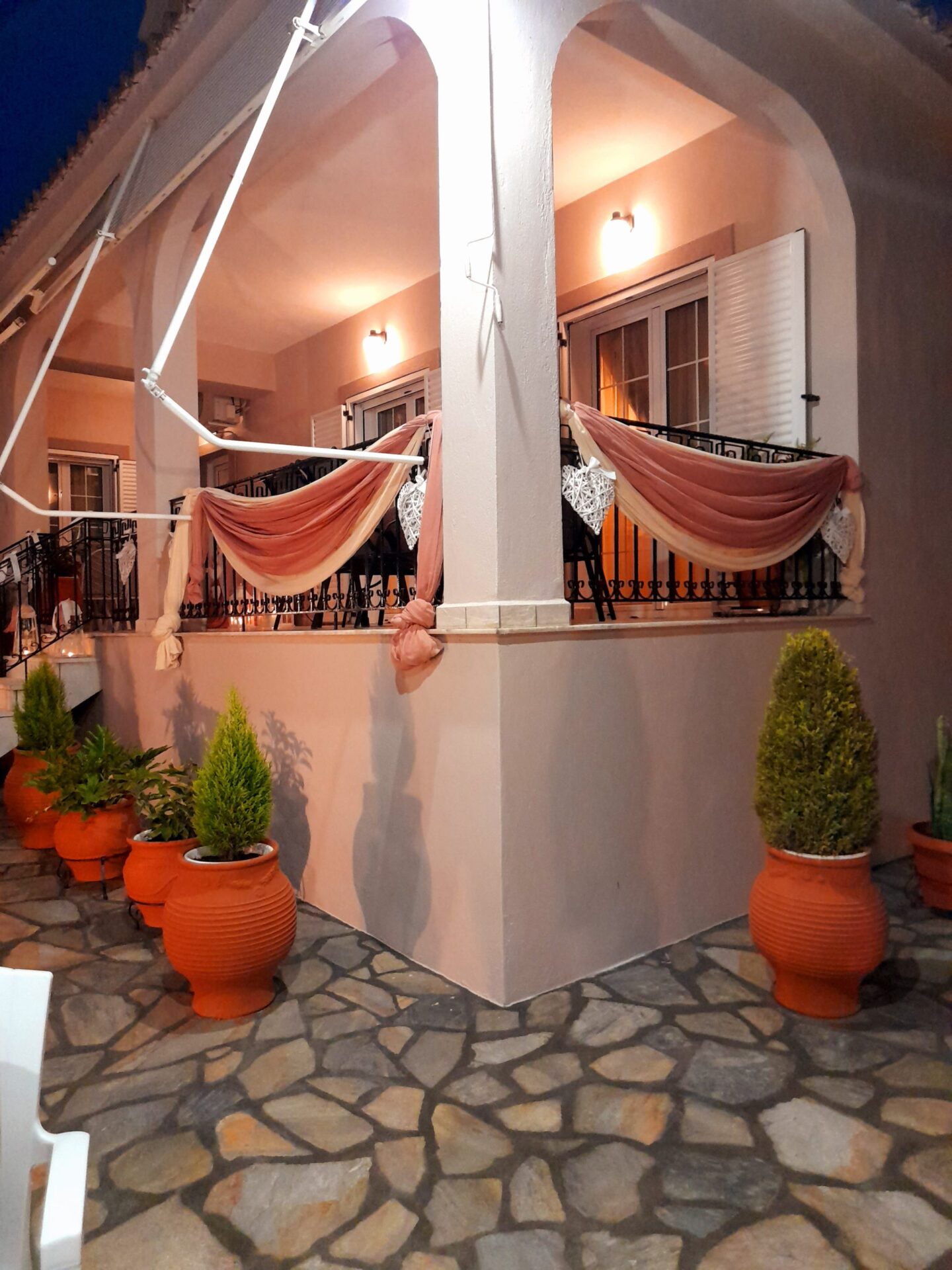20210703_213714 ΔΙΑΚΟΣΜΗΣΗ ΣΕ ΣΠΙΤΙ ΓΙΑ ΓΑΜΟ ΣΤΗΝ ΚΡΗΝΗ - Image 13