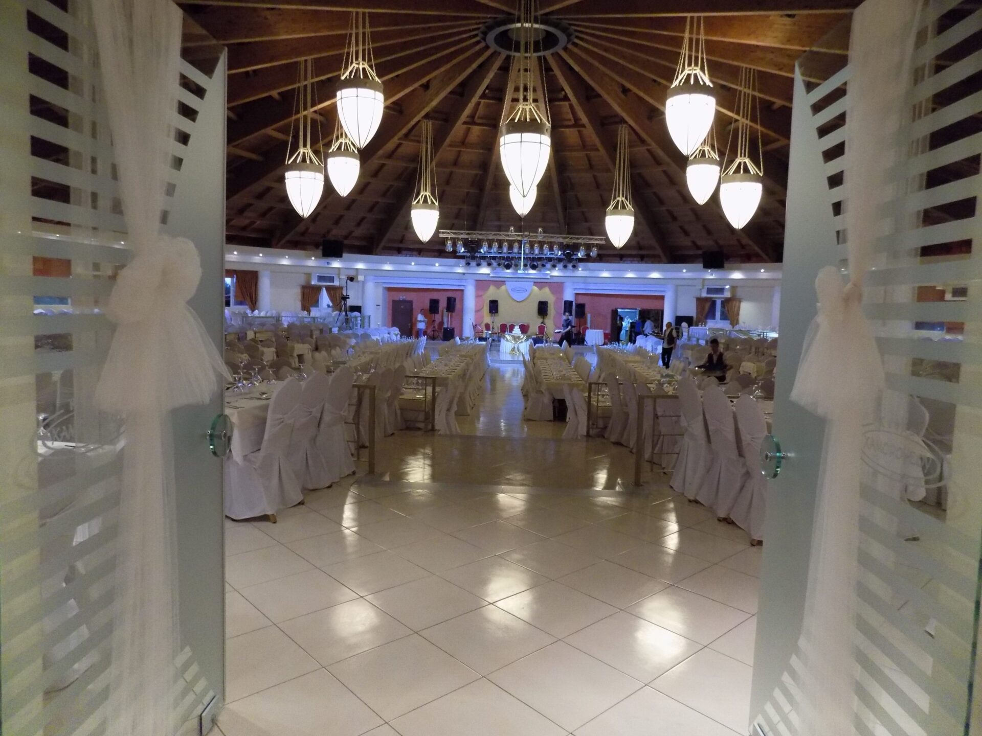 DSCN8759 WEDDING GOLD IDEAS - Image 29