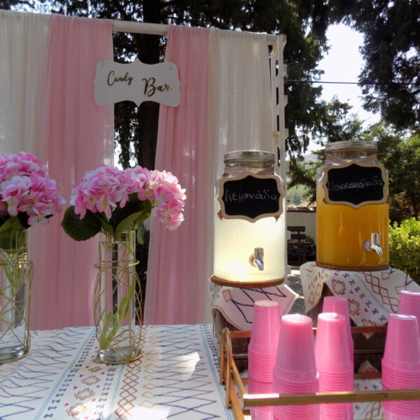 SIMPLE DECORATION