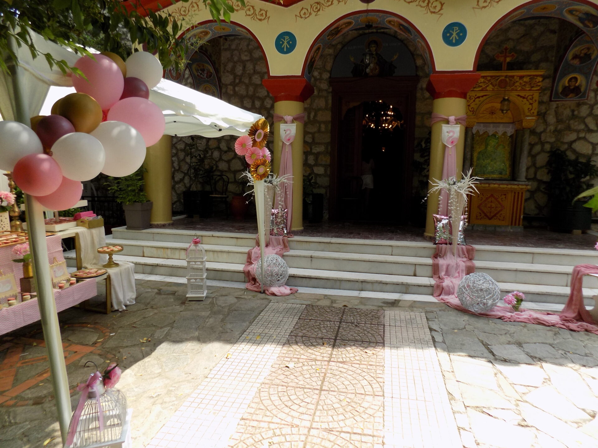 DSCN8451 CHIC DECORATION IN XINIADA - Image 6