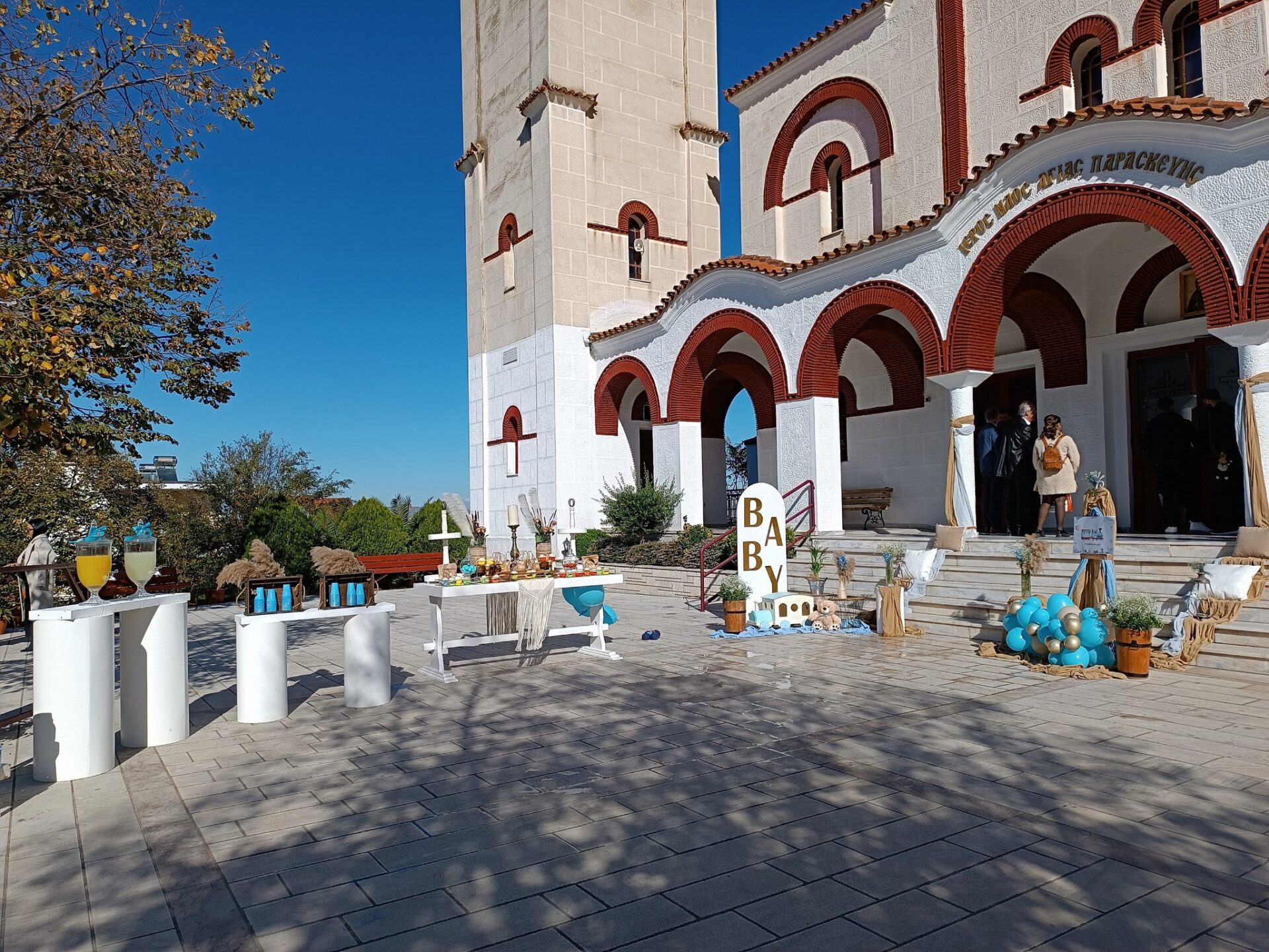 402638028_6585168354941909_9036207784423345270_n ΒΑΠΤΙΣΗ ΤΟ ΤΡΕΝΑΚΙ ΤΗΣ ΧΑΡΑΣ ΤΟΥ ΜΙΚΡΟΥ ΑΝΔΡΕΑ - Image 15