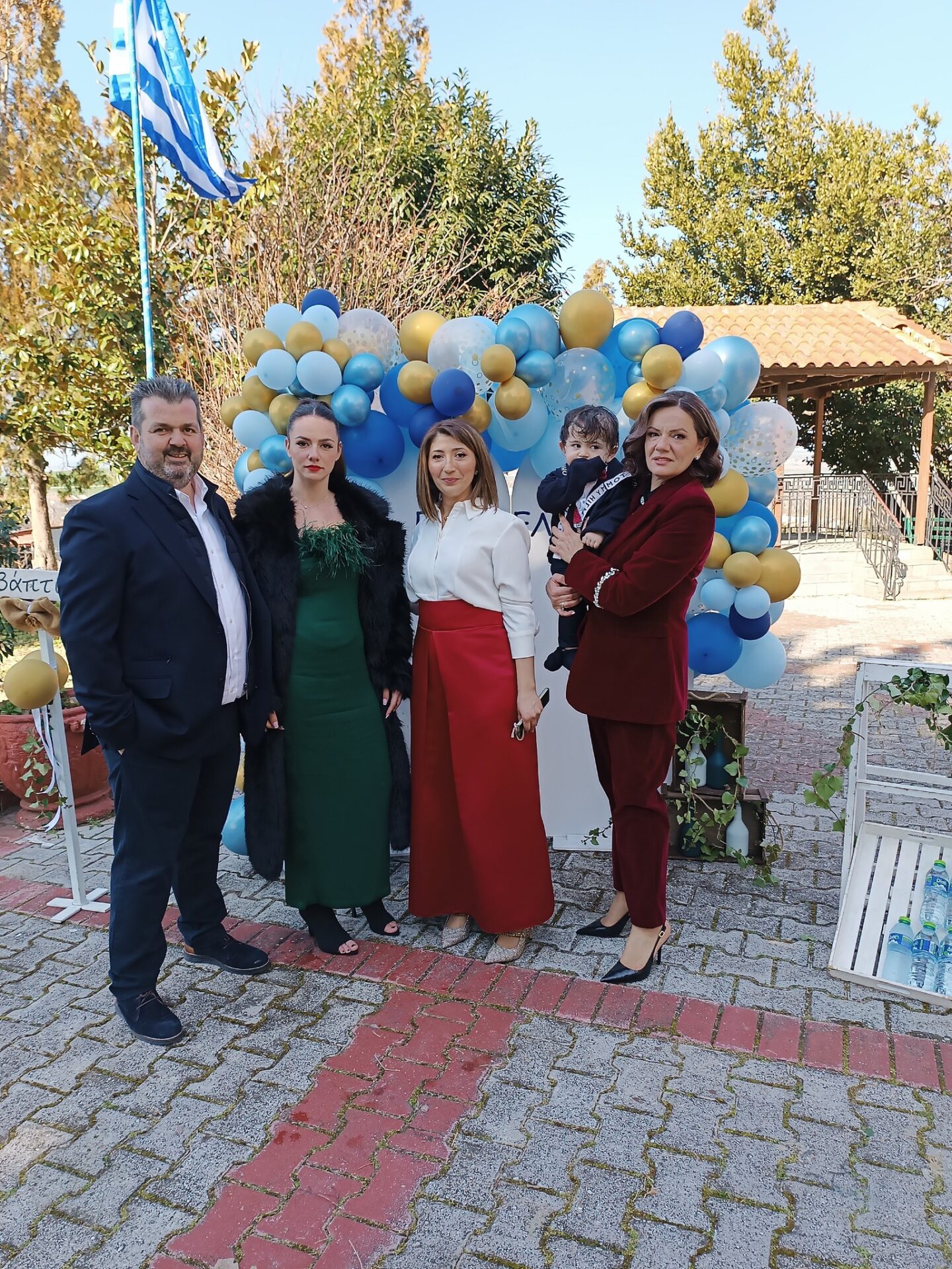 424679992_6919130338212374_7758397892621672143_n ΒΑΠΤΙΣΗ FLY ME TO THE MOON ΕΝΑ ΤΑΞΙΔΙ ΜΕ ΓΛΥΚΕΣ ΚΑΙ ΑΛΜΥΡΕΣ ΓΕΥΣΕΙΣ - Image 6
