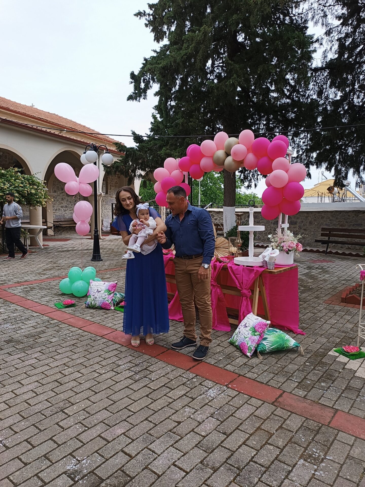442414336_7265776746881063_5342046385739068689_n - Αντιγραφή FUCHSIA MAGIC AND BUTTERFLIES ΓΙΑ ΤΗΝ ΒΑΠΤΙΣΗ ΤΗΣ ΜΙΚΡΗΣ ΜΑΣ ΠΡΙΓΚΙΠΙΣΑΣ - Image 8